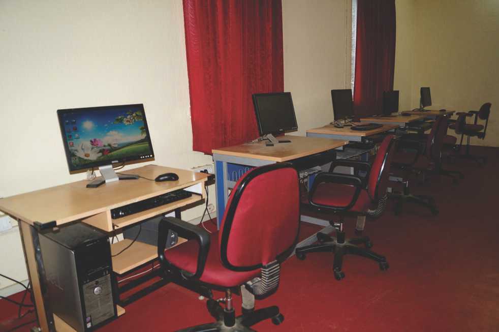 COMPUTER LAB